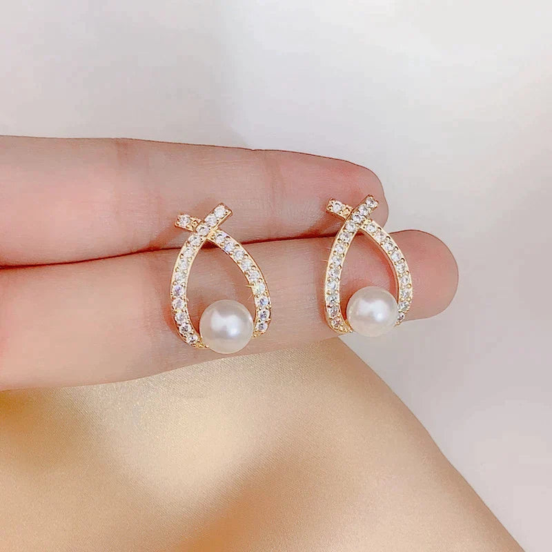 Pearl & Crystal Glitter Earrings –  Luxury Statement Jewelry