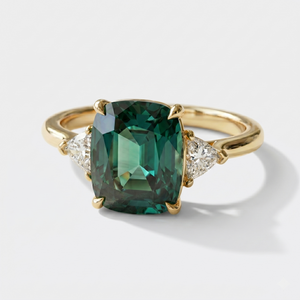 Green Zirconia Ring in Gold