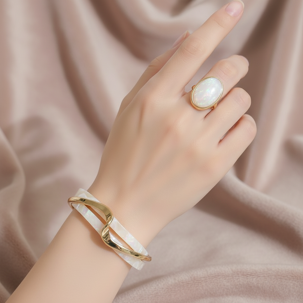 White Opal Elegant Golden Bracelet