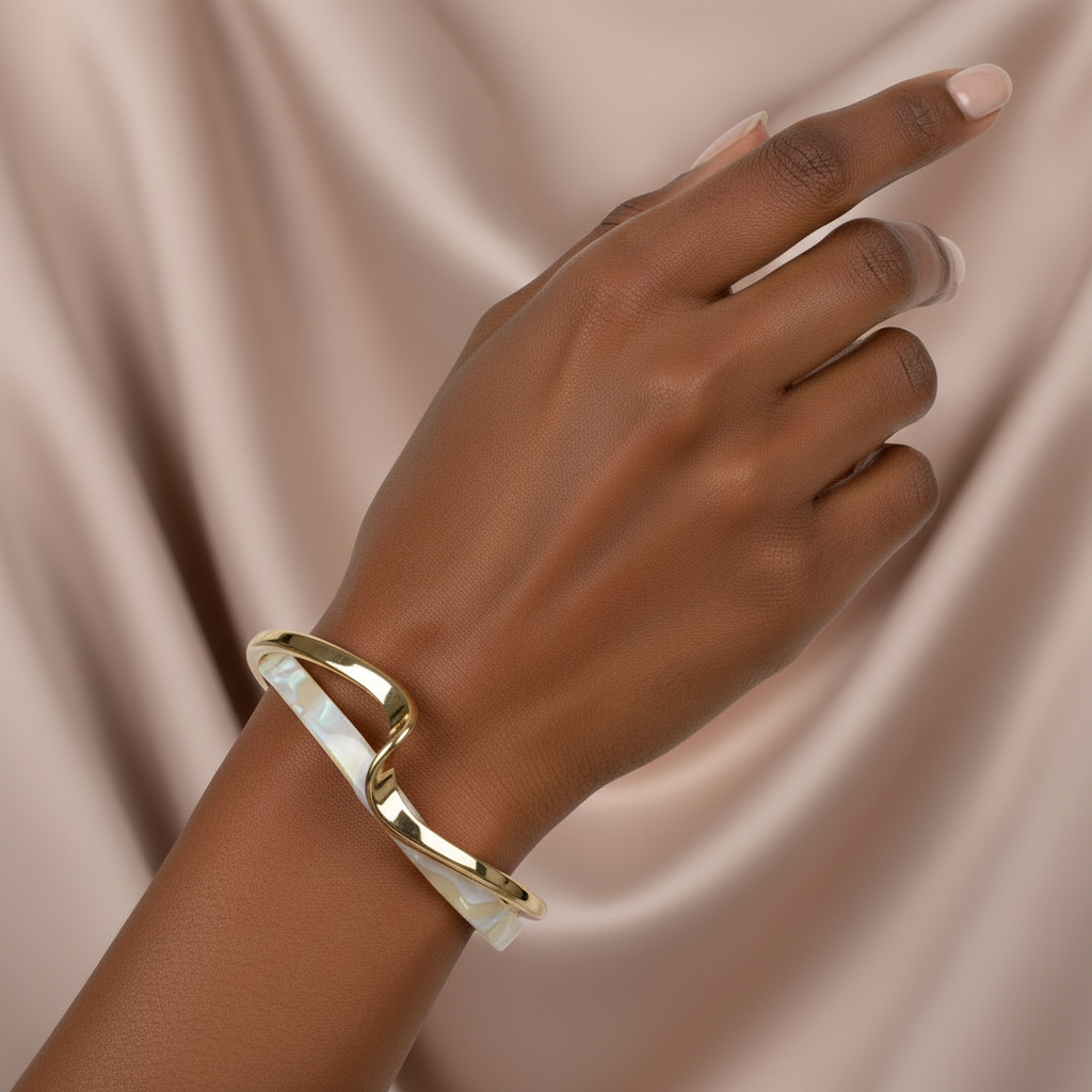 White Opal Elegant Golden Bracelet