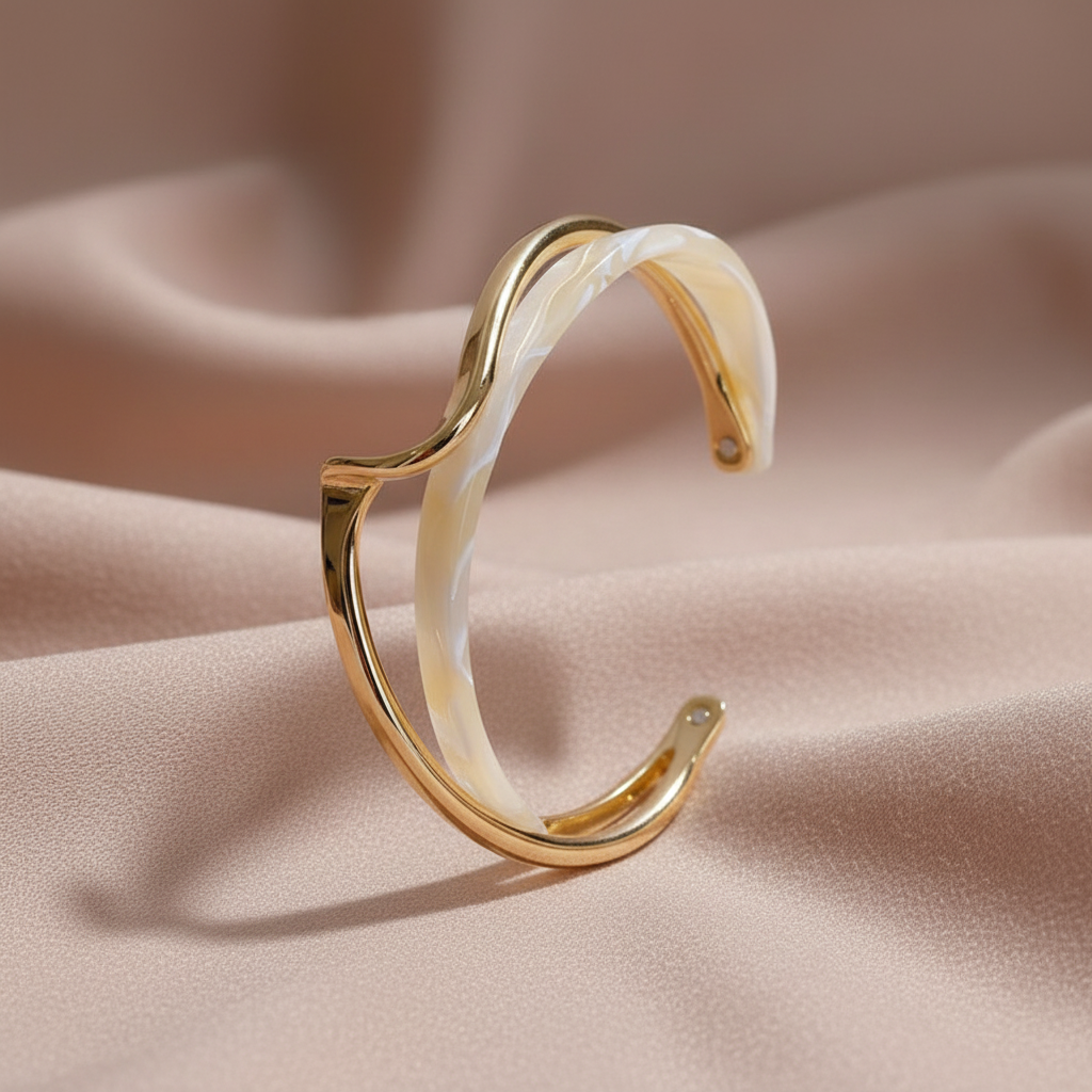 White Opal Elegant Golden Bracelet