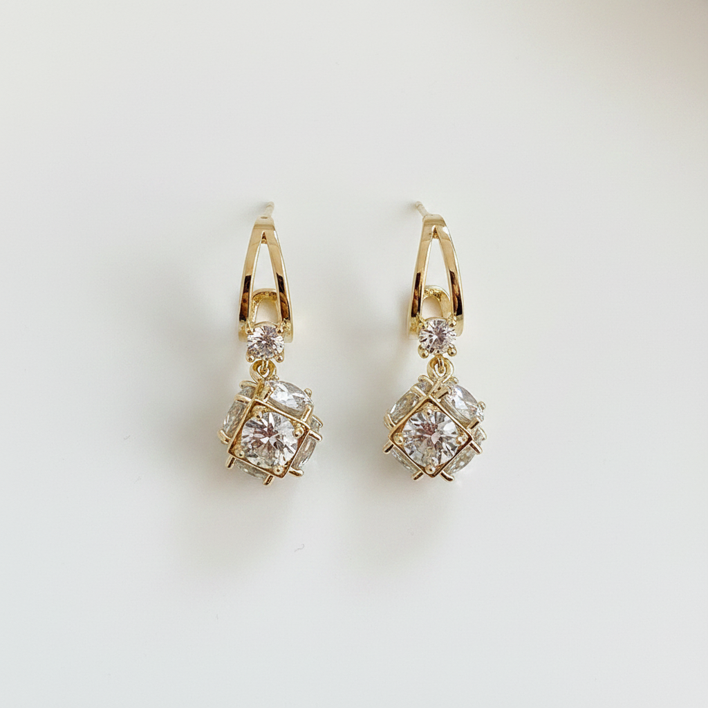 Elegant Cubic Zirconium Earrings in Gold