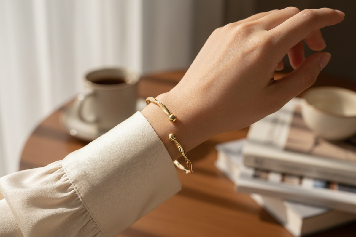 Elegant Golden Bracelet